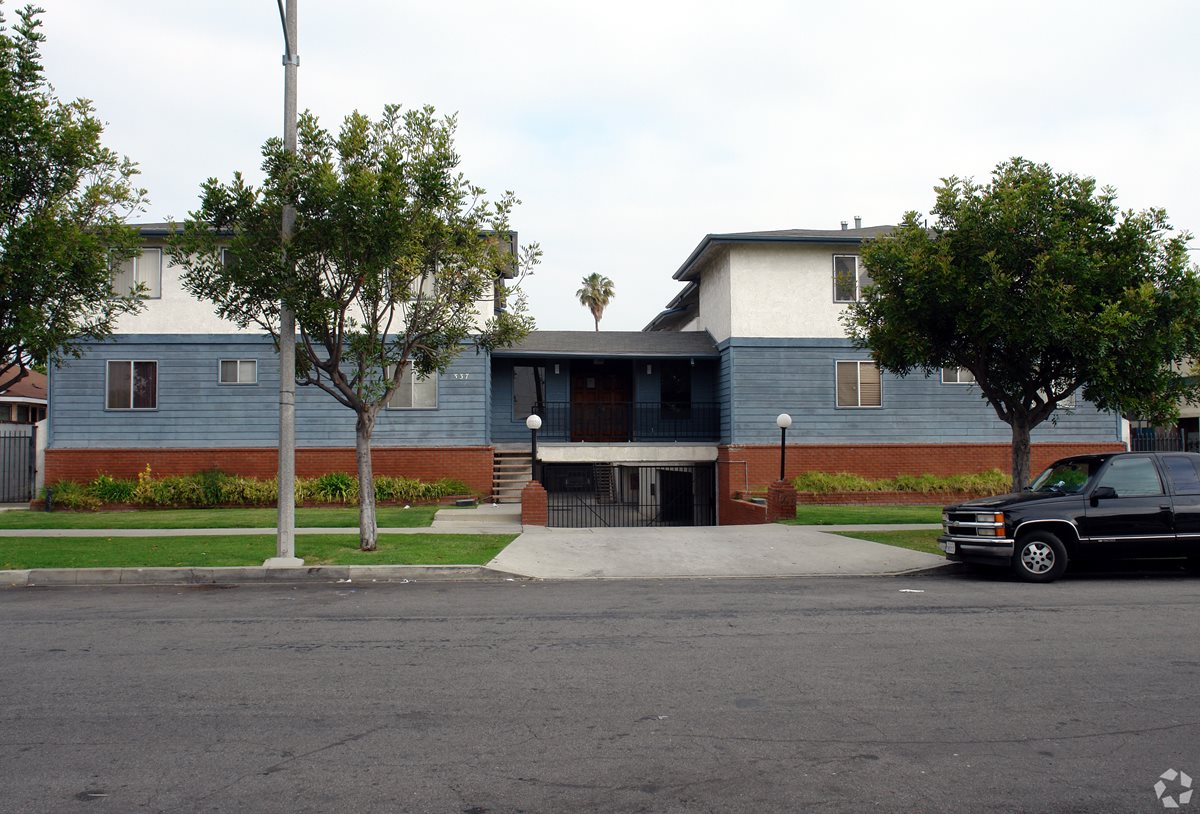 Stepney  Apartments